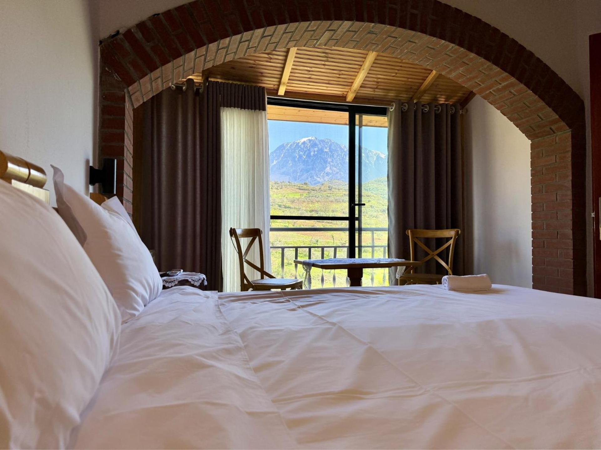 Alpeta Agrotourism & Winery - Roshnik , Berat Hotel Exterior photo