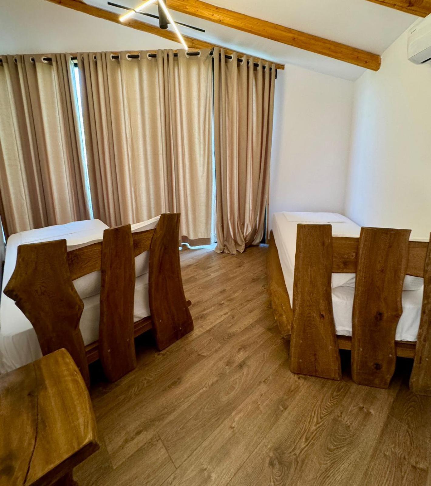 Alpeta Agrotourism & Winery - Roshnik , Berat Hotel Exterior photo